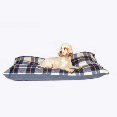 Danish Design Bowmore Navy - Deluxe Slumber Bed | Barks & Bunnies