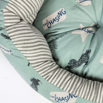 Battersea Playful Dogs Deluxe Slumber Dog Bed| Barks & Bunnies