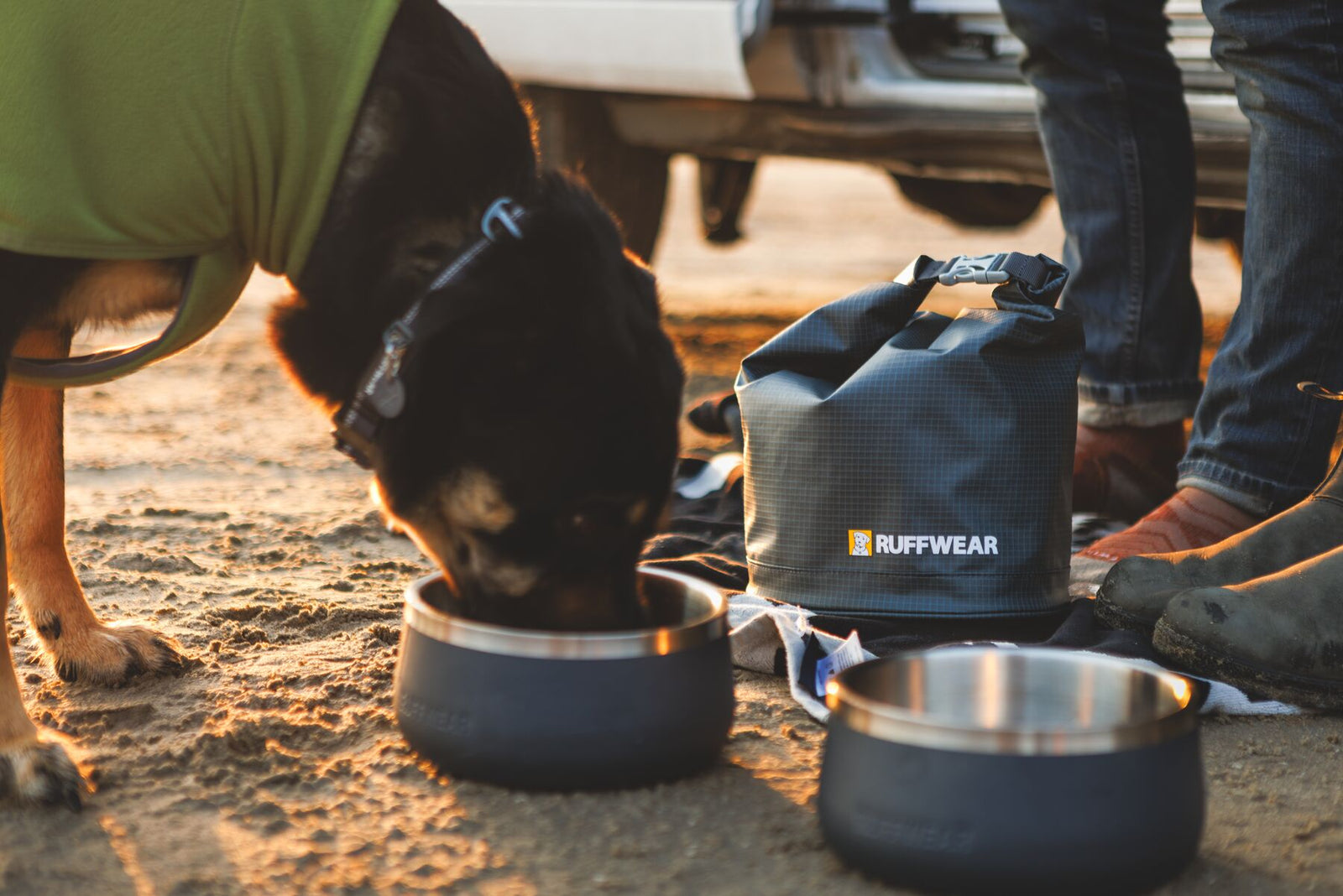 Ruffwear Kibble Kaddie Portable Dog Food Storage Bag | Barks & Bunnies