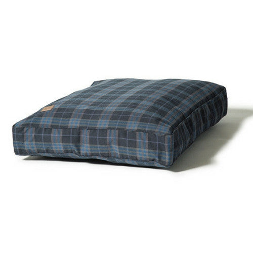 Danish Design Lumberjack Box Duvet Dog Bed | Barks & Bunnies